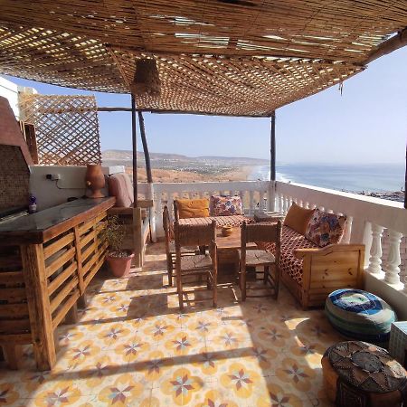 Red Carpet Surf House Apartment ทากาเซาท์ ภายนอก รูปภาพ
