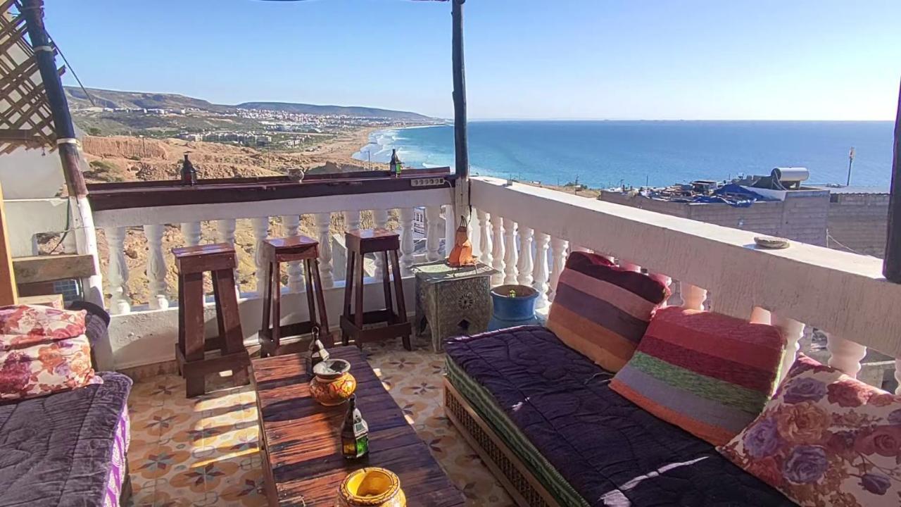 Red Carpet Surf House Apartment ทากาเซาท์ ภายนอก รูปภาพ