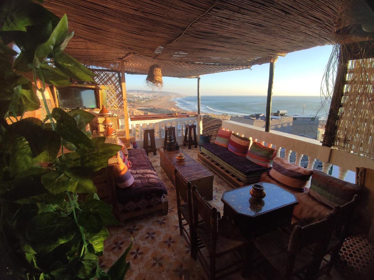 Red Carpet Surf House Apartment ทากาเซาท์ ภายนอก รูปภาพ